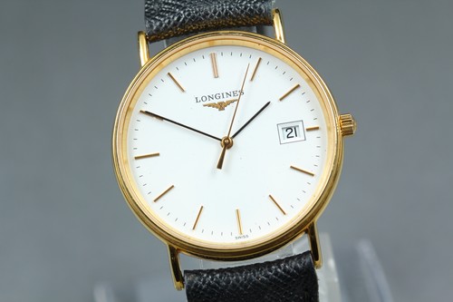 Presque comme neuve montre - [presque,