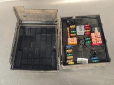 AUDI A3 S3 8P VW GOLF V SEAT ALTREA BOITE MODULE DE FUSIBLES 1K0937125