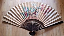 Eventail géant à décor