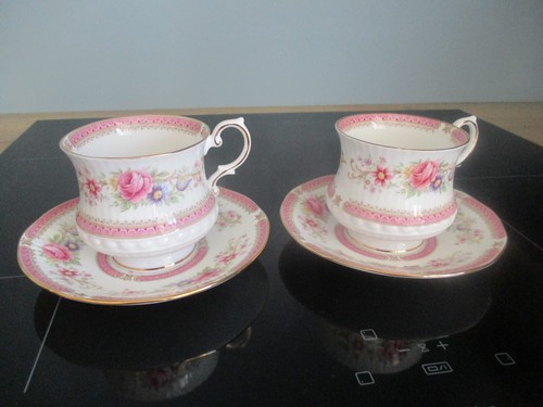 Tasses thé et sous - thé,