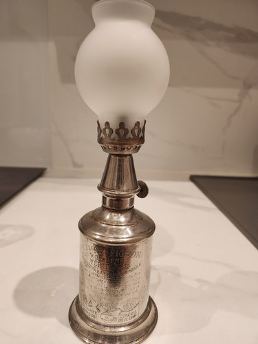 Lampe pigeon ancienne - ancienne, à