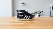 Adidas Sleek Séries Pointure 37 1/3 Chaussures cuir femme baskets noires et blan