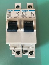 Hager Lot de 2 disjoncteurs MF716 C16 Bornes décalées 436716