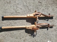 Ancienne paire d'échasses en