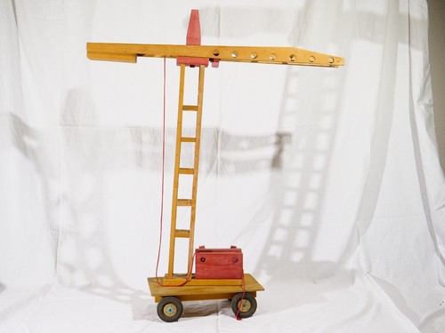 Dejou grue géante - en, bois