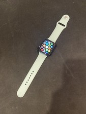 Apple Watch Series 5 44mm Space Gray Aluminum + Free band