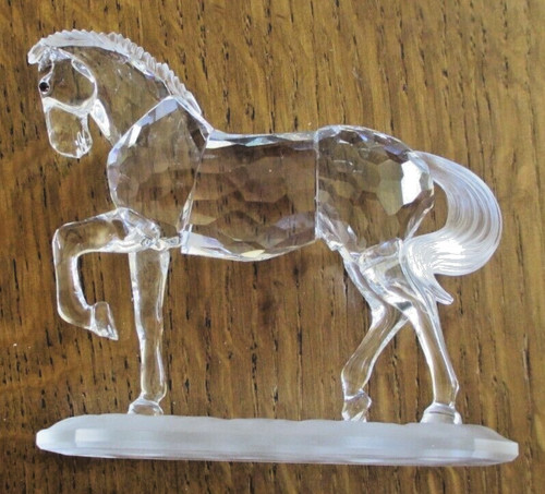Superbe cheval pas - cheval,