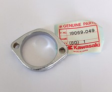 NOS SUPPORT DE PIPE D'ÉCHAPPEMENT KAWASAKI H2 750 H2 1974-75 TRIPLE 18069-049 NEUF