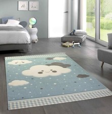 Tapis de jeu enfants garçon jouant nuage bleu gris crème