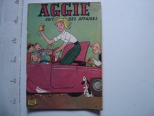 1971 AGGIE FAIT DES AFFAIRES