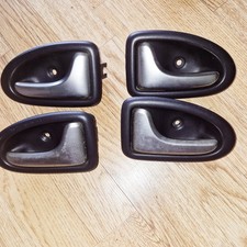 4 Poignees interieur  RENAULT