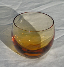 Moser? Verre à whisky en cristal  Haut 6 cm - Diam buvant. 6,7 cm Très bon état