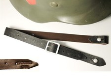 JUGULAIRE CASQUE ALLEMAND WW2 "E.KOMMLE 1940" cuir brun, boucle alu