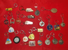 lot 24 porte clés : Camion