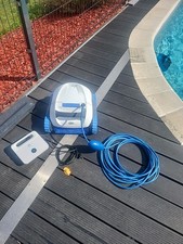 robot piscine dolphin S 50