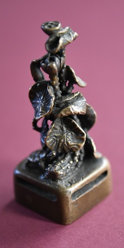 Statuette sceau en - sceau, bronze