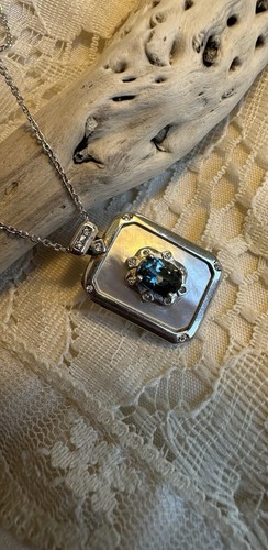 Collier topaze bleue nacre - topaze,