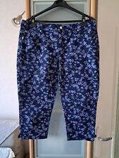 Pantacourt taille 46 bleu à motif