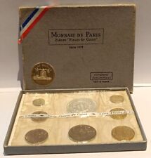 BOITE SERIE FLEUR DE COINS