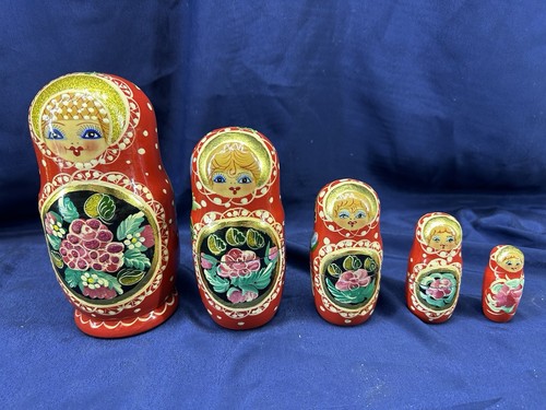 Poupées russes matriochka - matriochka, x