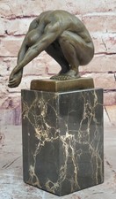 Sculpture En Bronze D'Un Homme