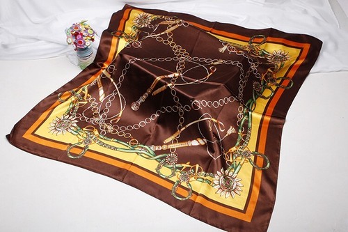 Accessoire chic foulard carré - accessoire,