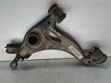 Triangle inferieur avant