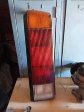 Feux arrière gauche