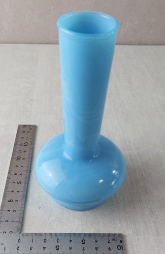 Ancien vase soliflore - /, en