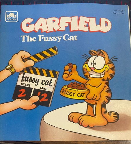 Garfield the fussy cat golden - cat,