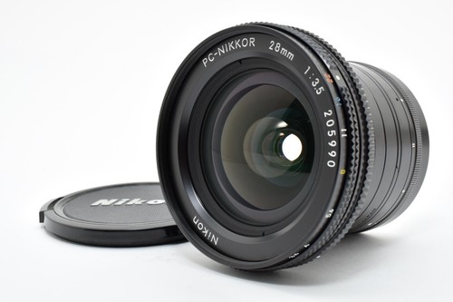 Mint nikon nikkor 28 - pc,