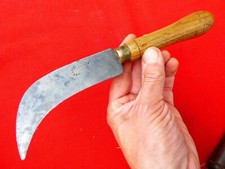 cornette à chantourner outil ancien couteau de sellier cordonnier RENOULT
