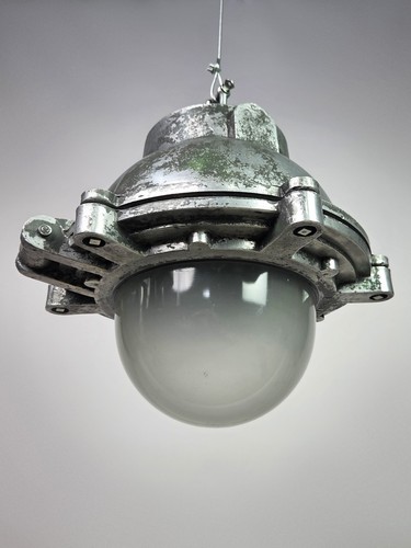 Lampe industrielle suspension - lampe, industrielle,
