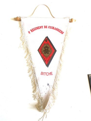 Ancien grand fanion militaire - ancien,