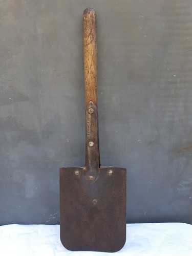 Ancienne pelle militaire - ancienne,