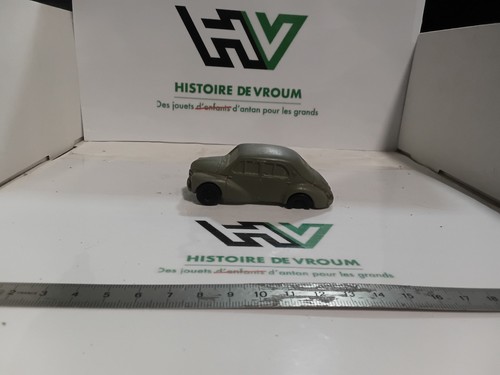 Renault 4cv plastique gris - 4cv,
