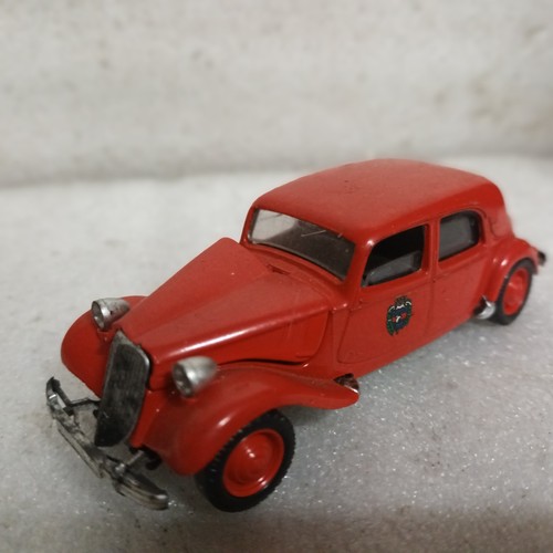 Solido citroen traction six - citroen,