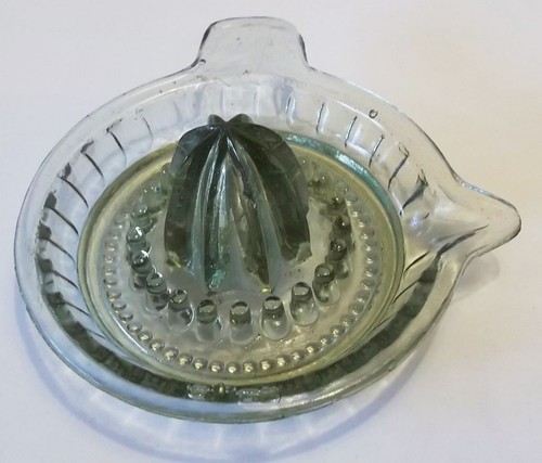Ancien presse citron verre - presse,