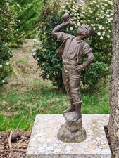 Personnage  berger en train de