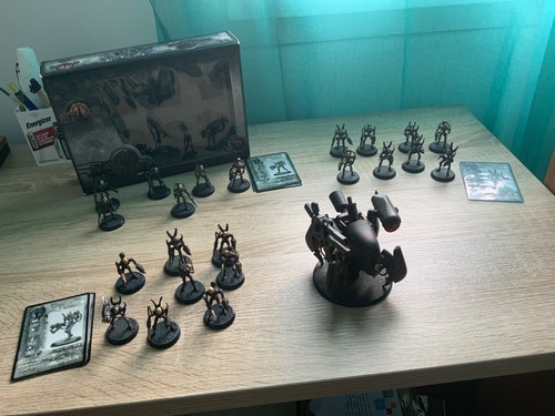 Lot de figurines - at,