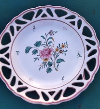Plat Ajouré En Faience De Moustiers
