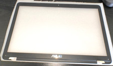 Asus X751YI - Plasturgie