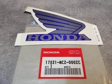 Sticker reservoir coté droit (type 3) CB 900 F 2001-04 HONDA 17521-MCZ-000ZC