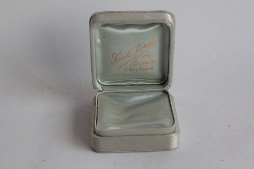 Ancien écrin pour - , bijoux