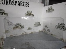 vitre arrière gauche NISSAN