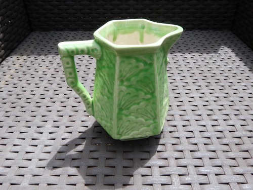 Pot lait vert - lait, style