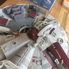 Faucon Millenium-Millennium Falcon-Star Wars-Hasbro 2004-Complet-