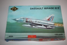 2 Maquettes  Dassault Mirage