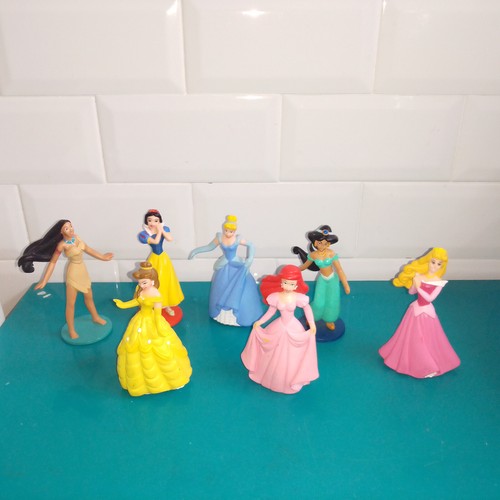 Lot figurines 9cm - 9cm, eurodisney