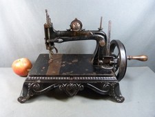 Ancienne machine à coudre